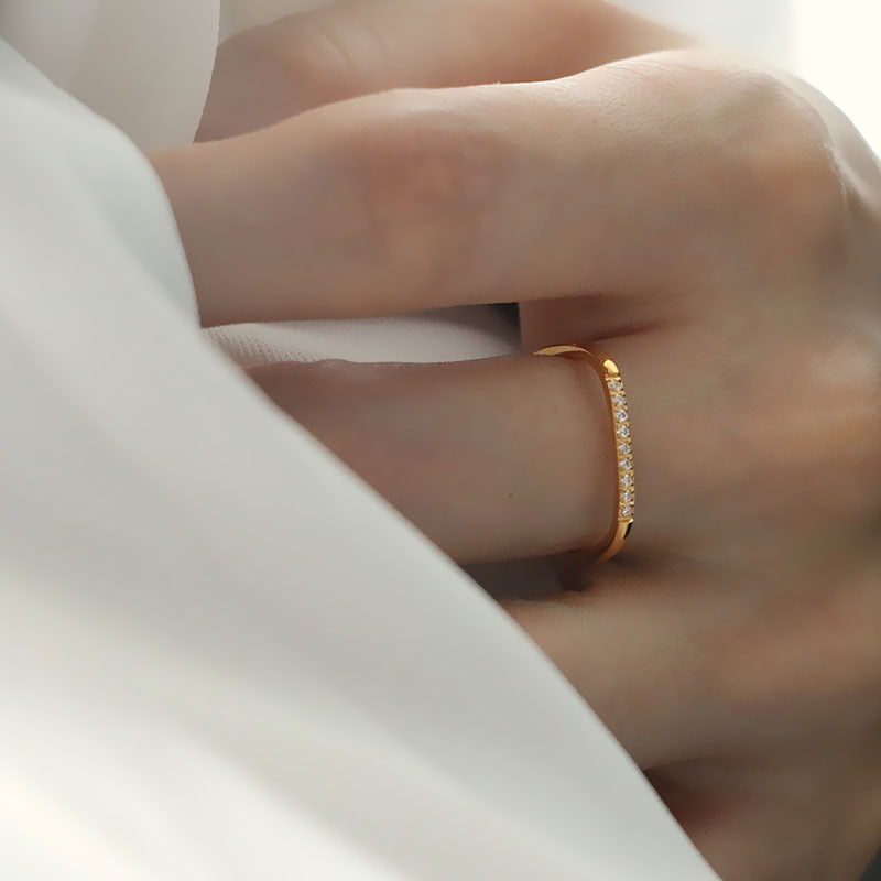 Simple Micro-Inlaid Diamond Titanium Steel Ring